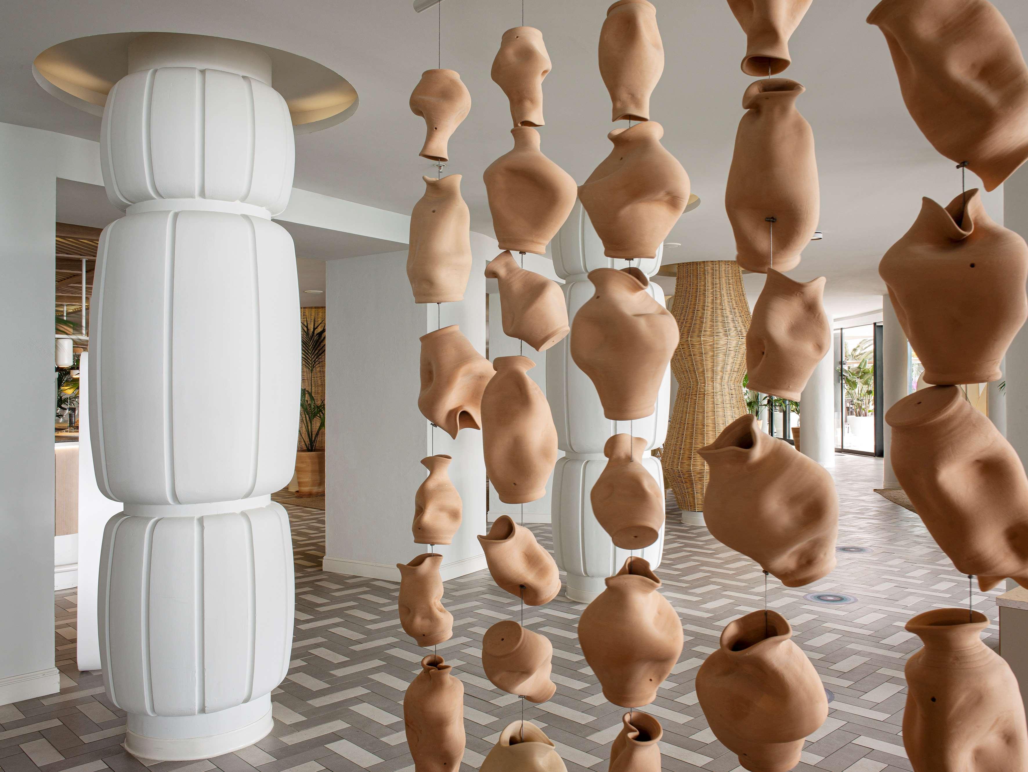 Hotel Me Sitges Terramar Exteriér fotografie Installation of the work "The 1000 Faces of the Sun" at the Hotel The Standard, East Village, New York City, 2015
