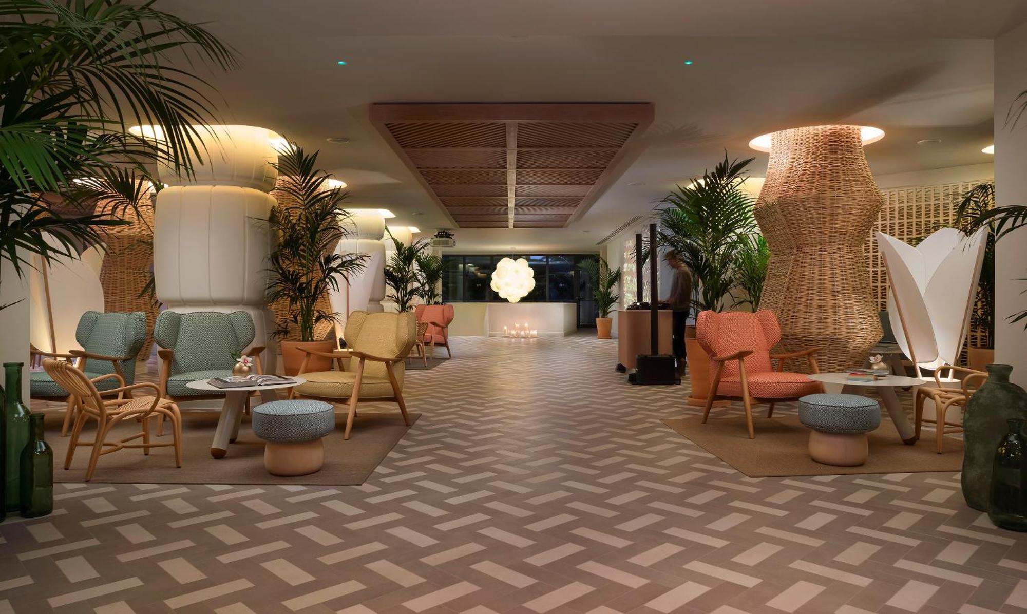 Hotel Me Sitges Terramar Exteriér fotografie The lobby of the hotel